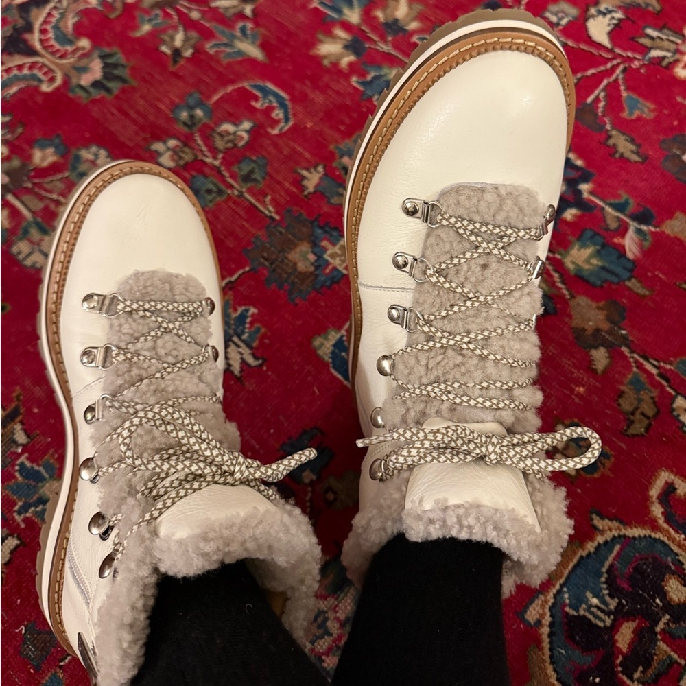 Aquatalia Hadlee Boot white cream shearling lace up Italy leather size 7 $600